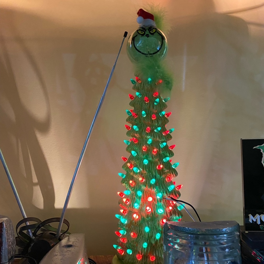 CERAMIC CHRISTMAS TREE UNIQUE